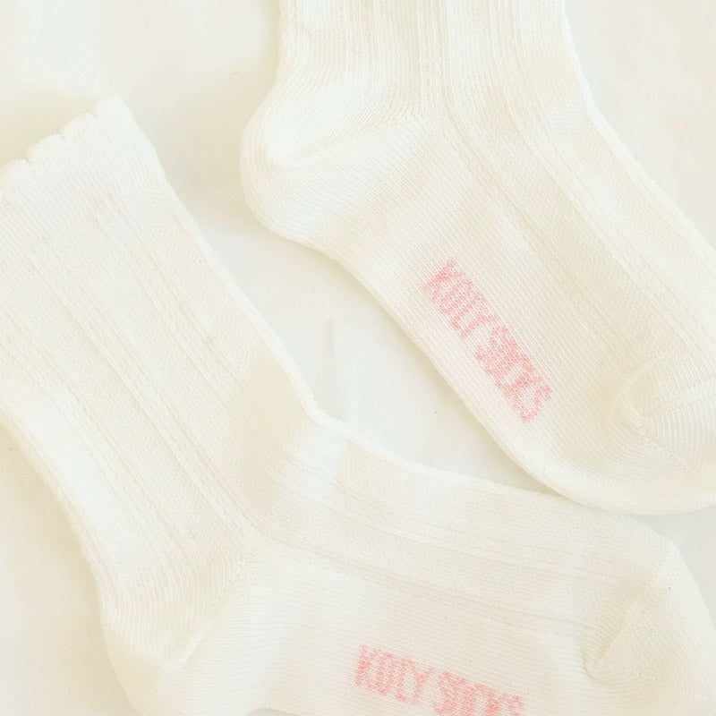 Cream Elegant Ribbed Socks